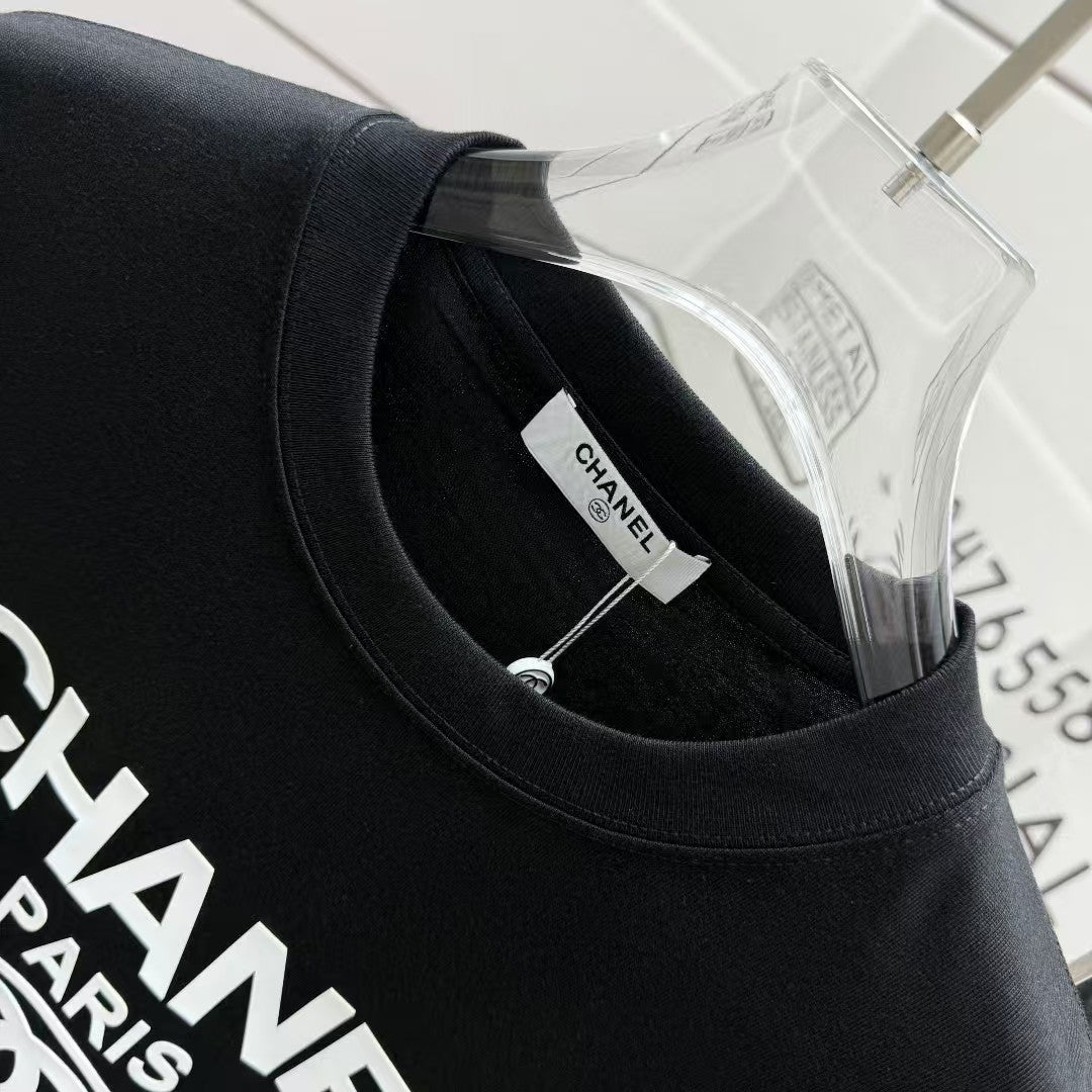 Men's new round neck short sleeved T-shirt