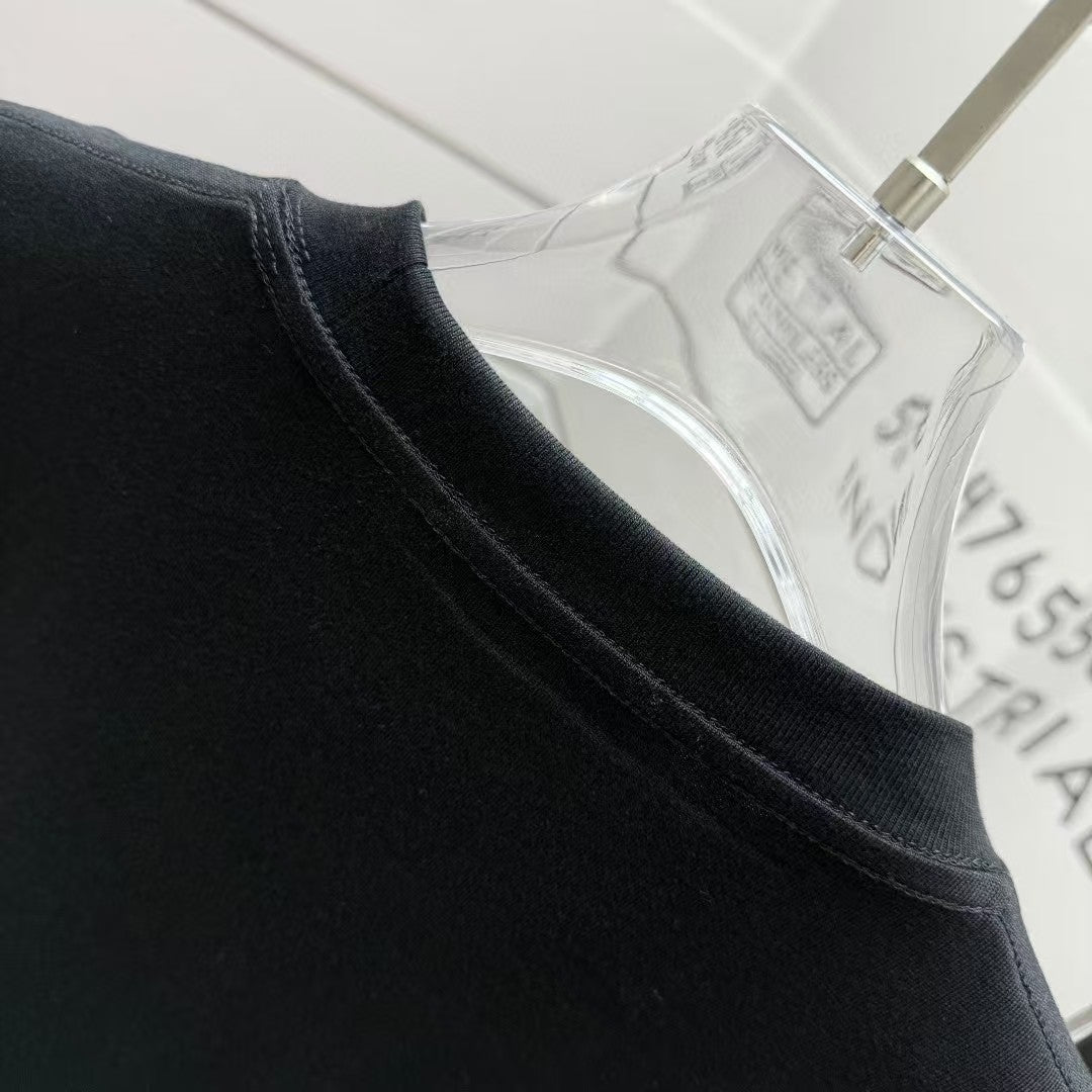 Men's new round neck short sleeved T-shirt
