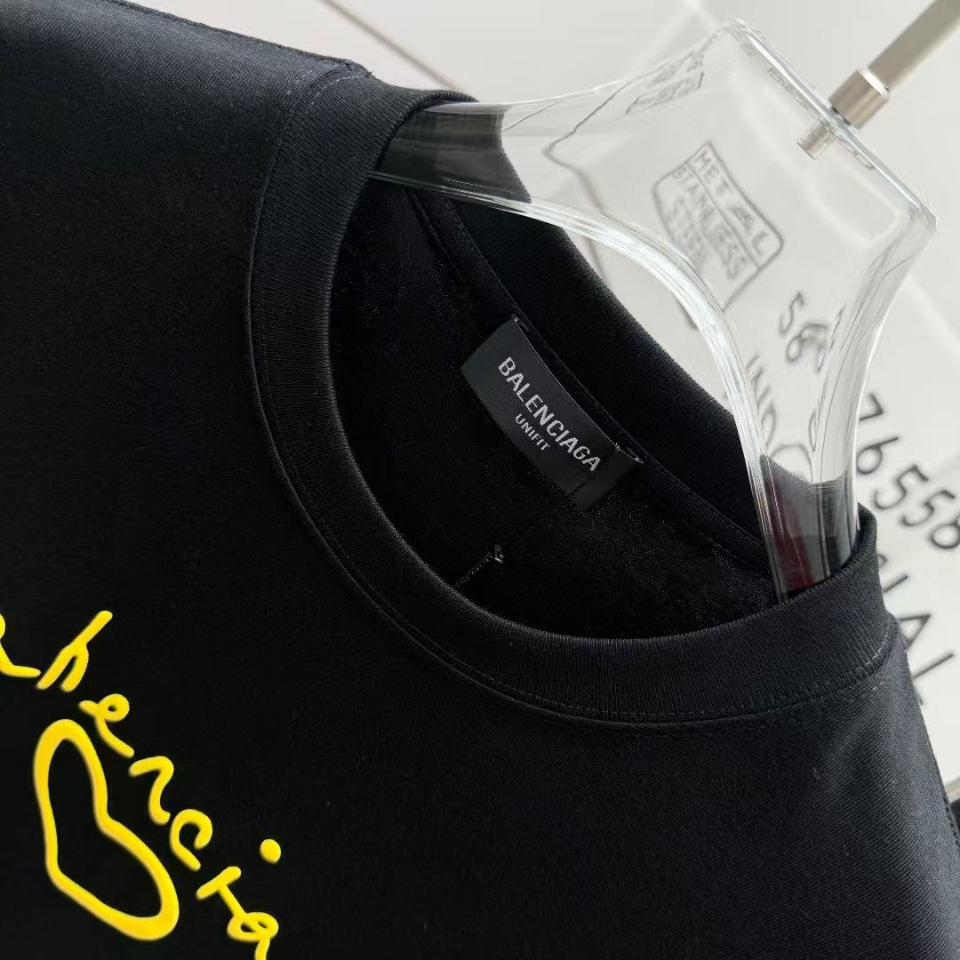 Men's new short sleeved T-shirt