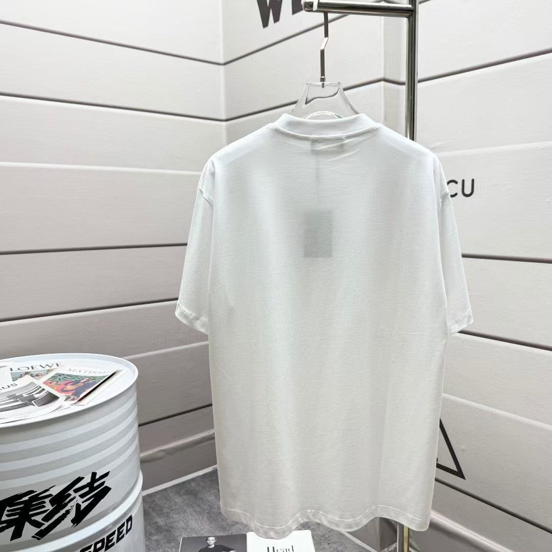 Men's new short sleeved T-shirt