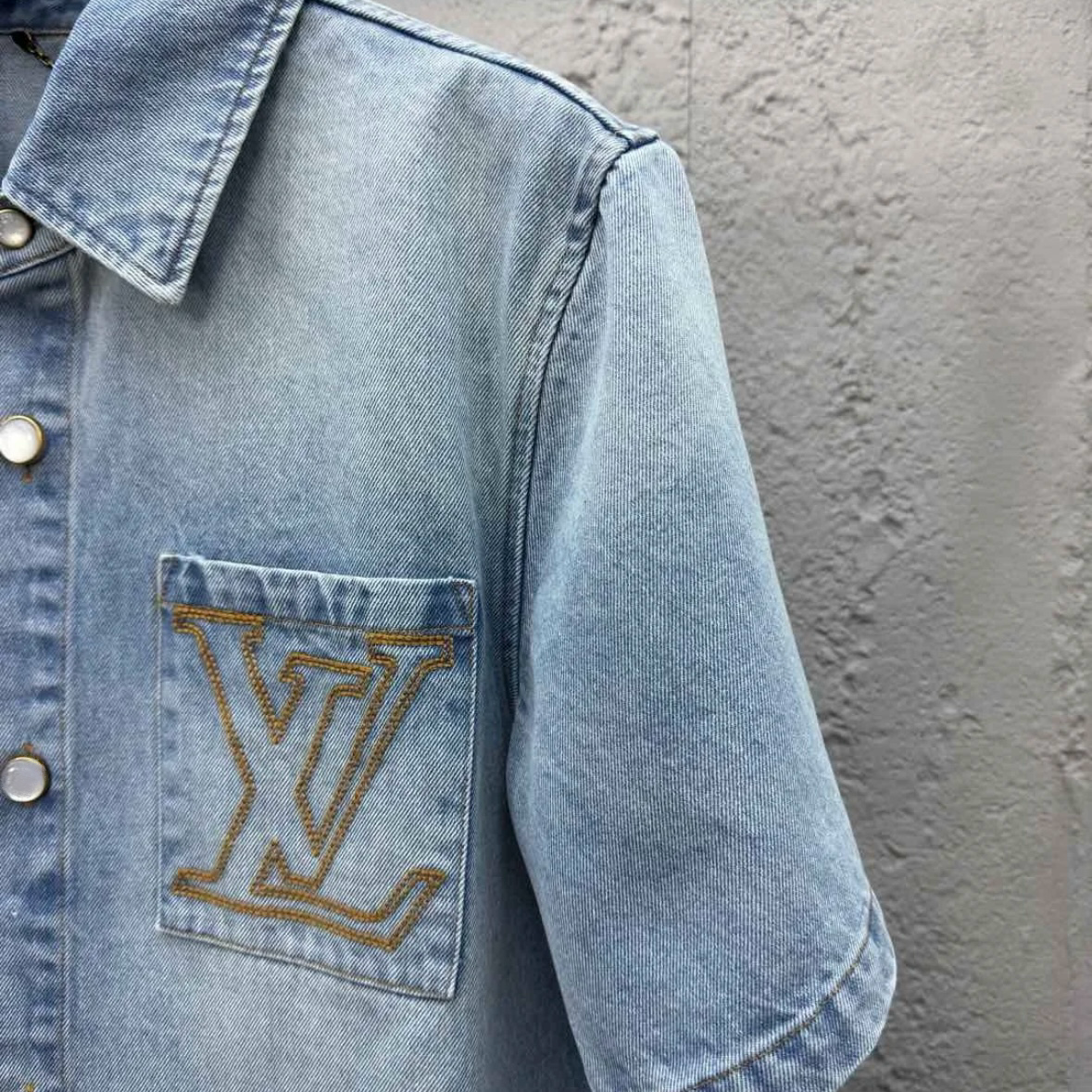 Classic denim top