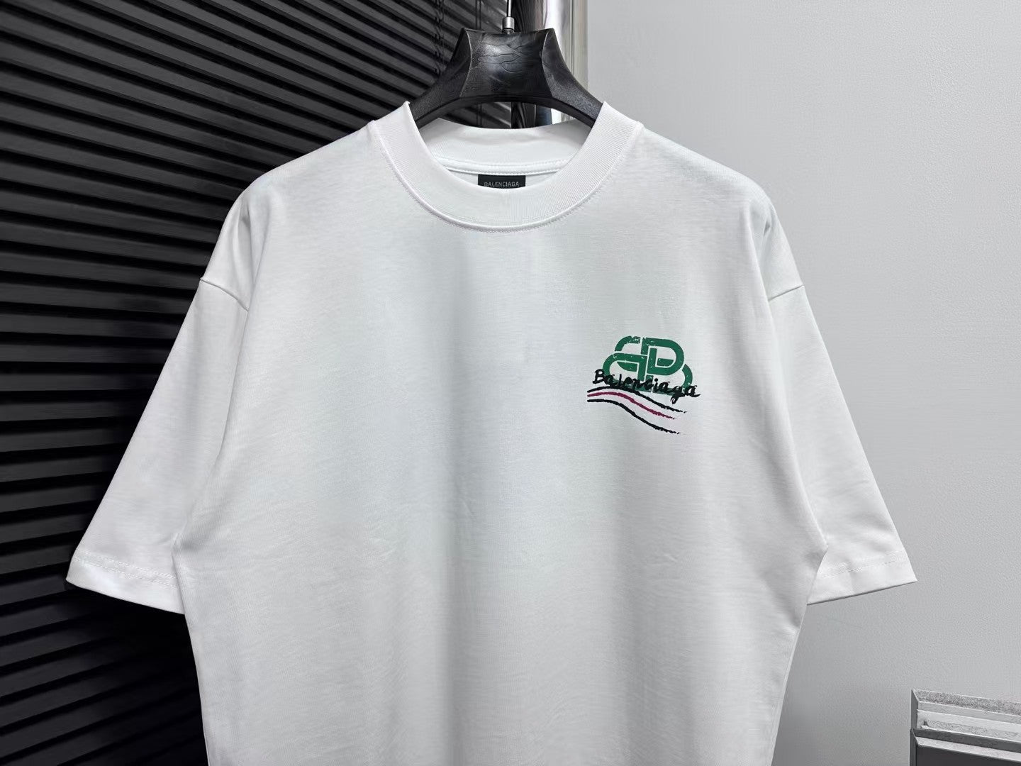 Men's printed short sleeved T-shirt