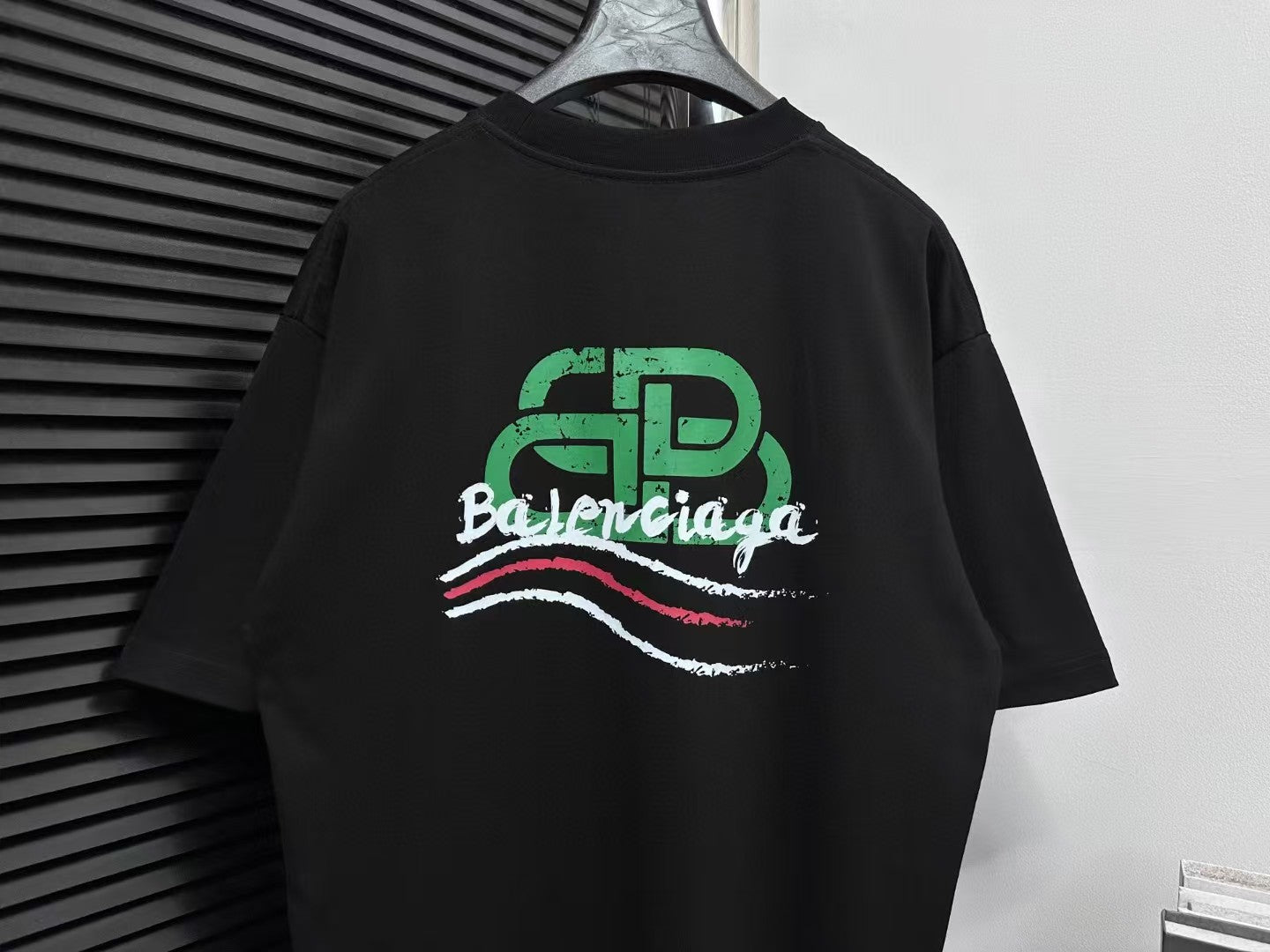 Men's printed short sleeved T-shirt