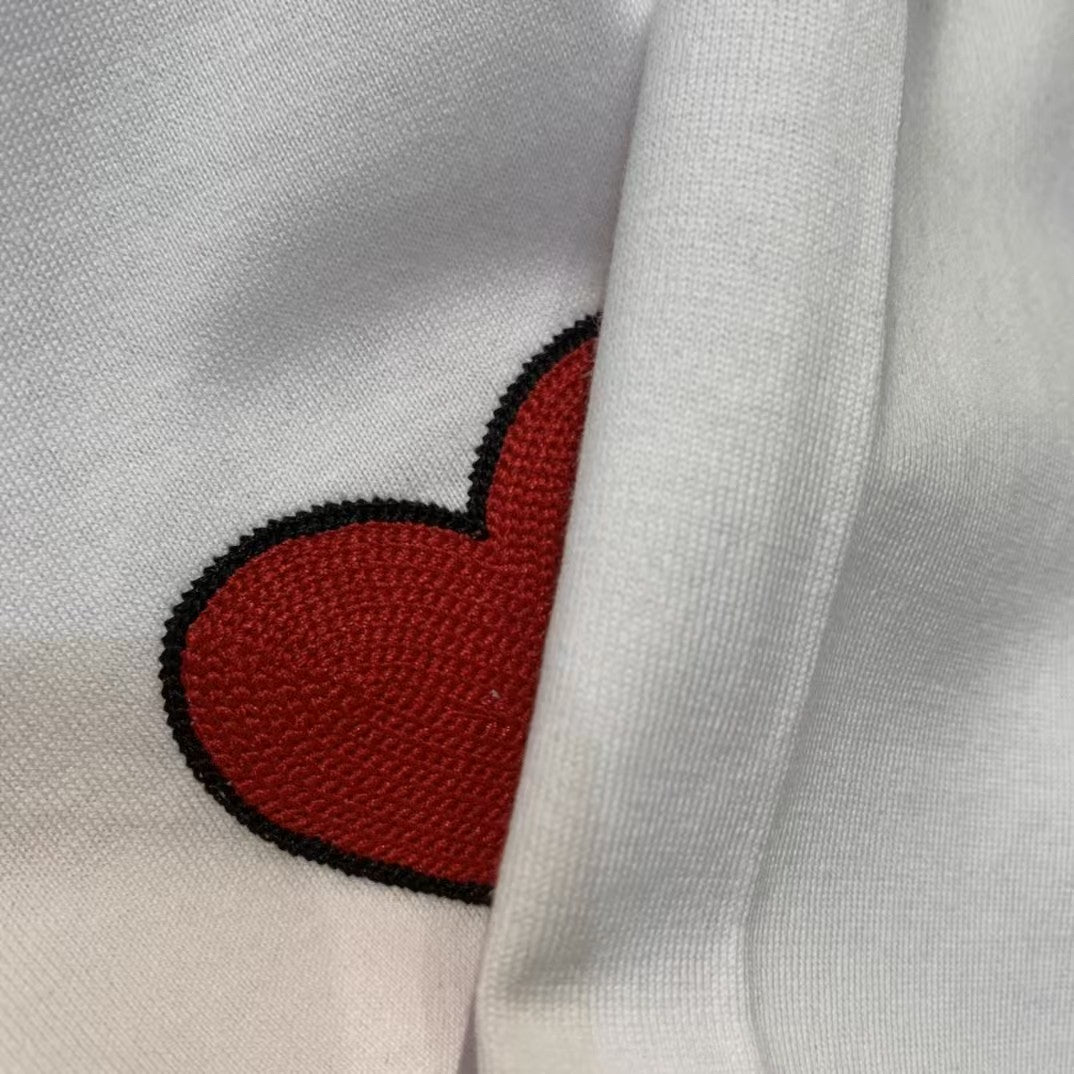 Men's embroidered short sleeved T-shirt