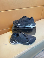 Fashionable men's casual sports shoes