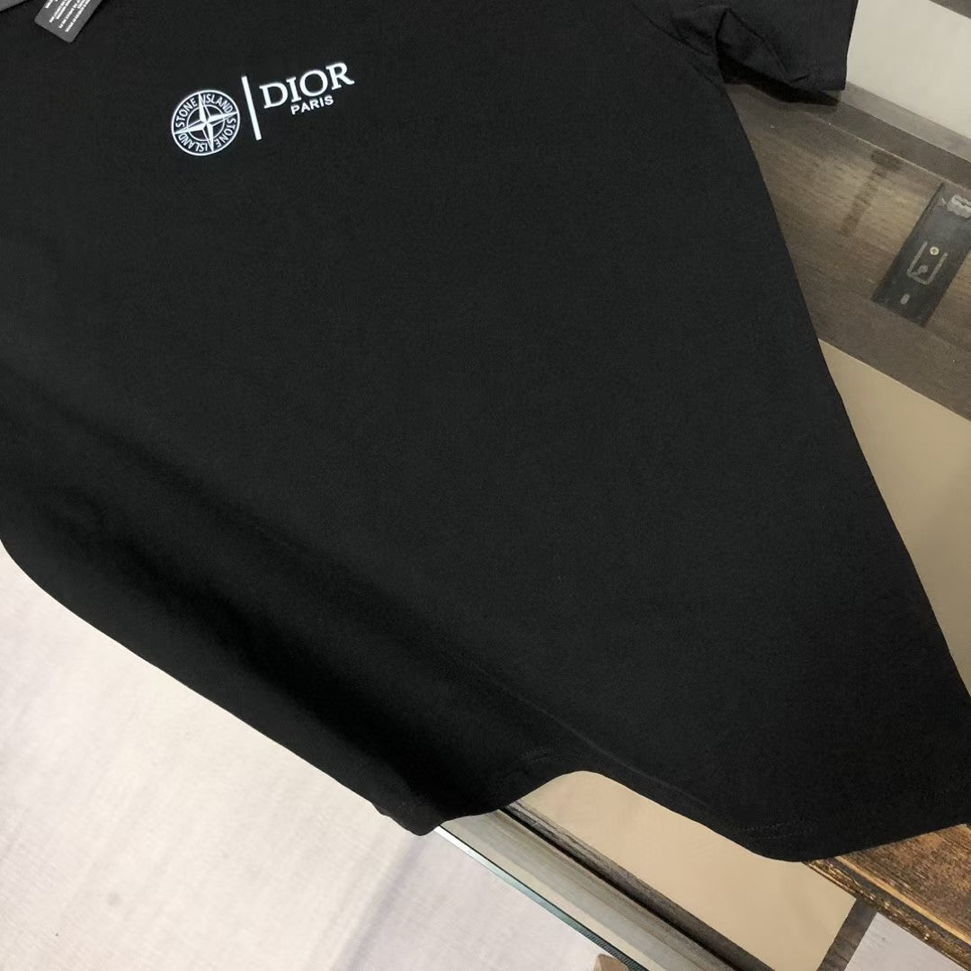 Unisex short sleeved T-shirt