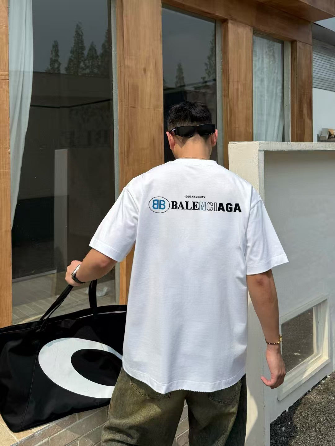 Men's new short sleeved T-shirt