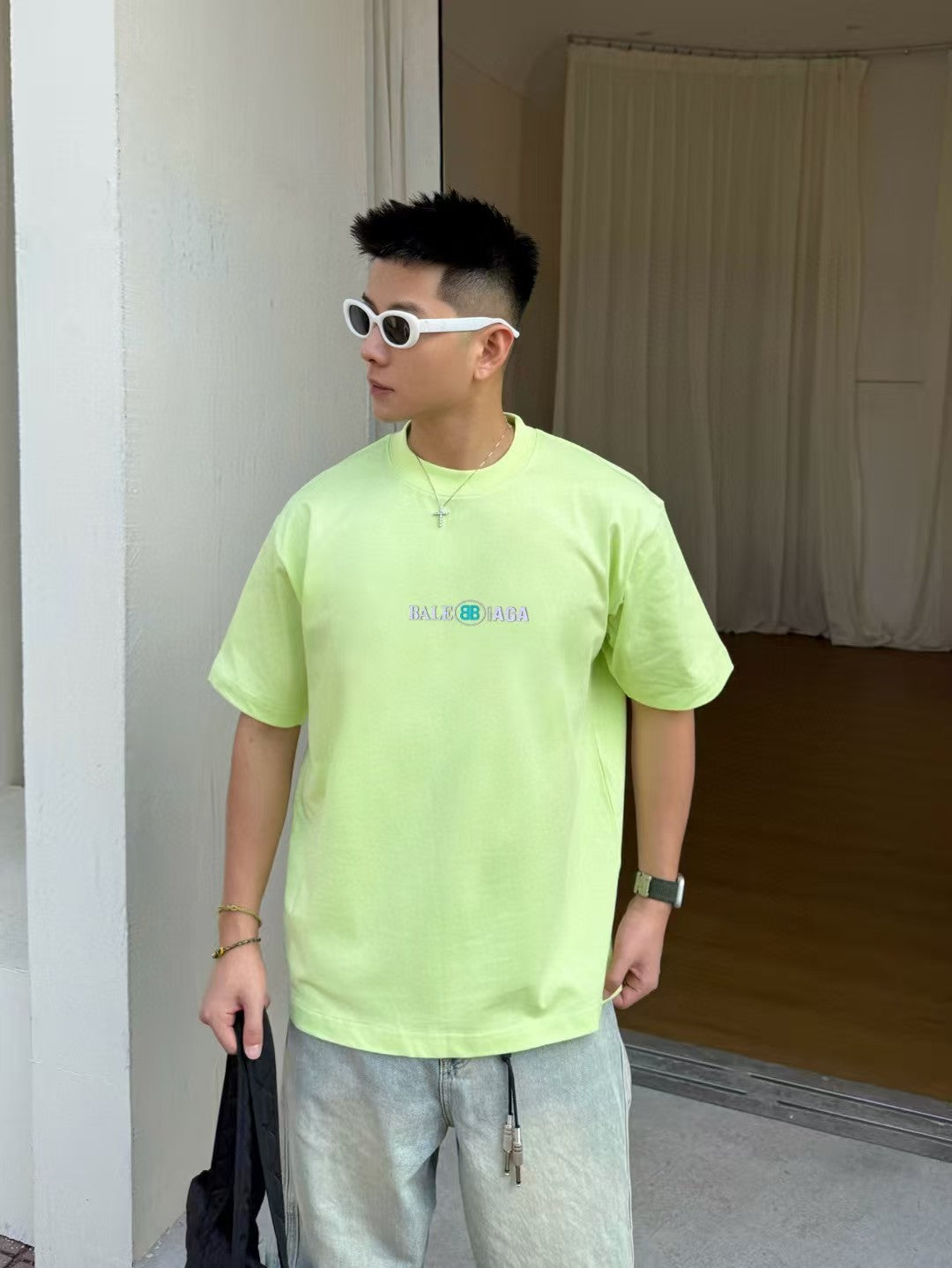 Men's new short sleeved T-shirt