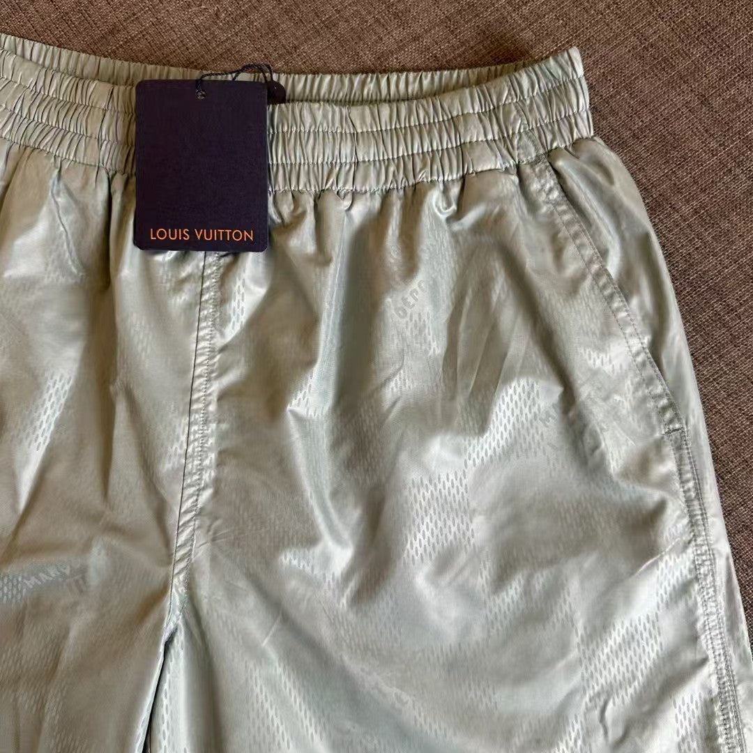 Beach checkerboard steel compression shorts