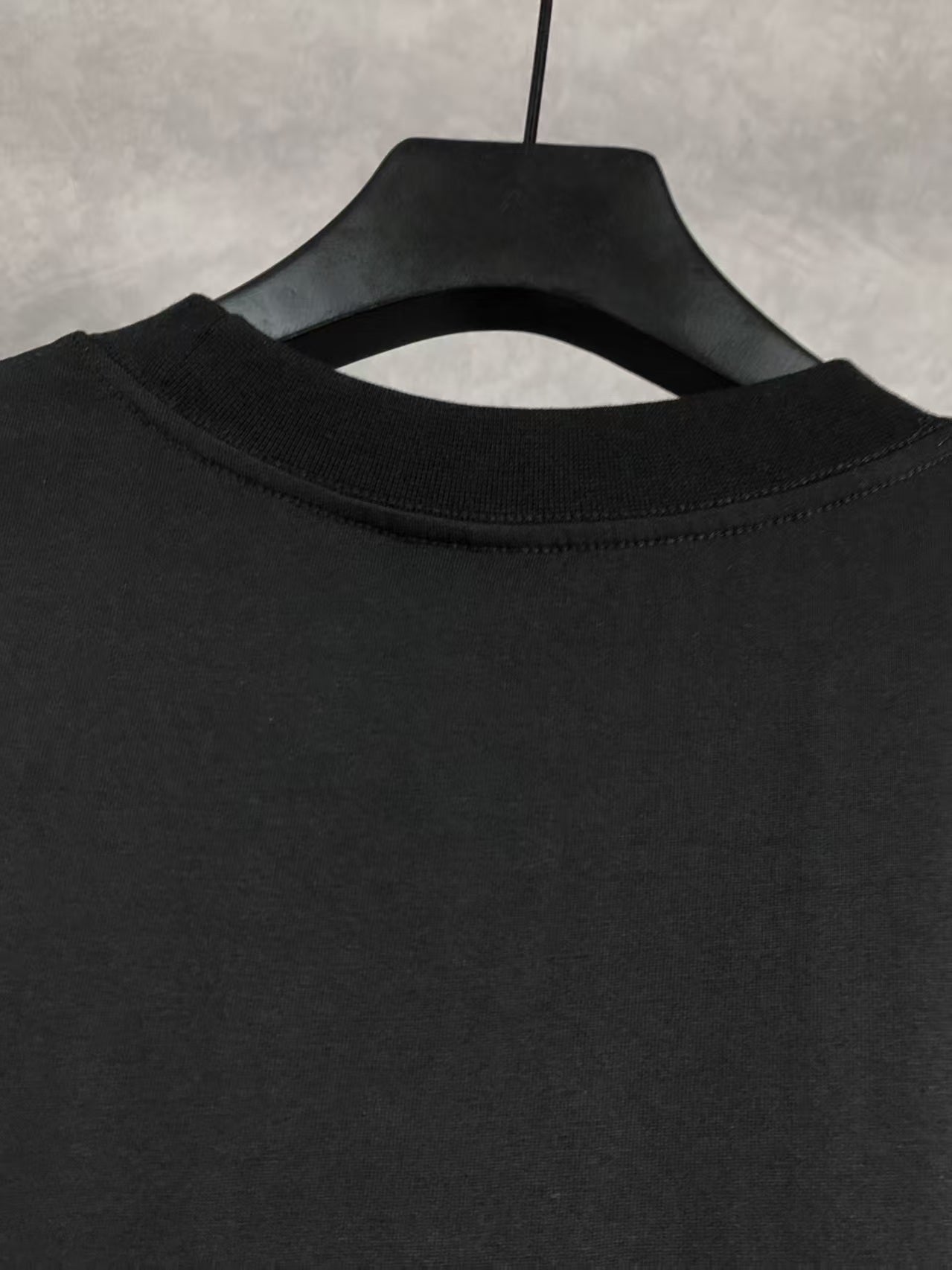Oil painting embroidered round neck short sleeved T-shirt