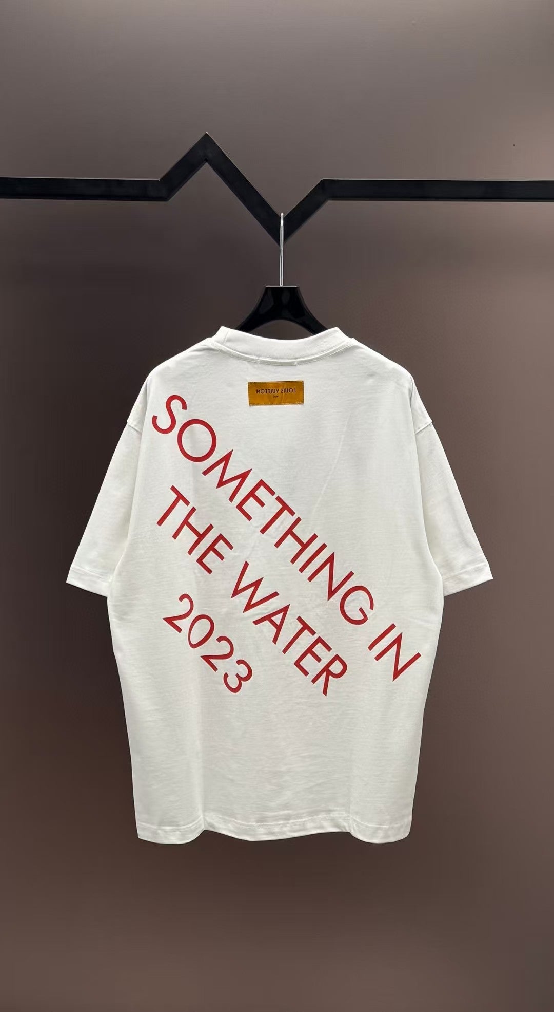 Chest letter printed T-shirt