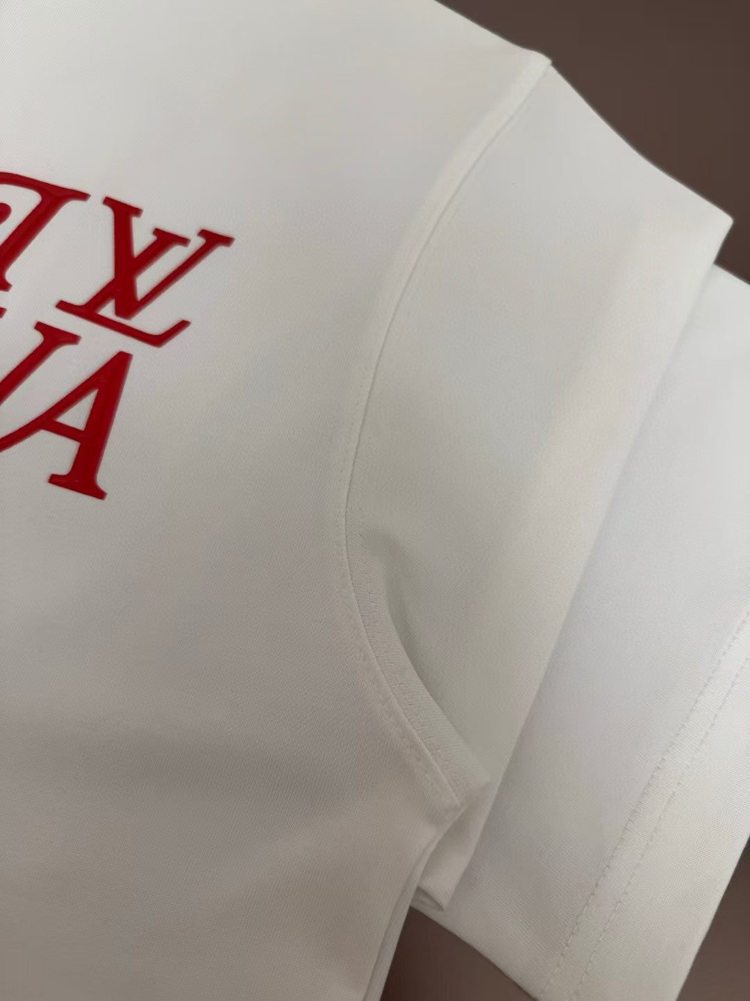 Chest letter printed T-shirt