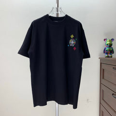 Horseshoe Flower Sanskrit Small Embroidered Round Neck T-shirt