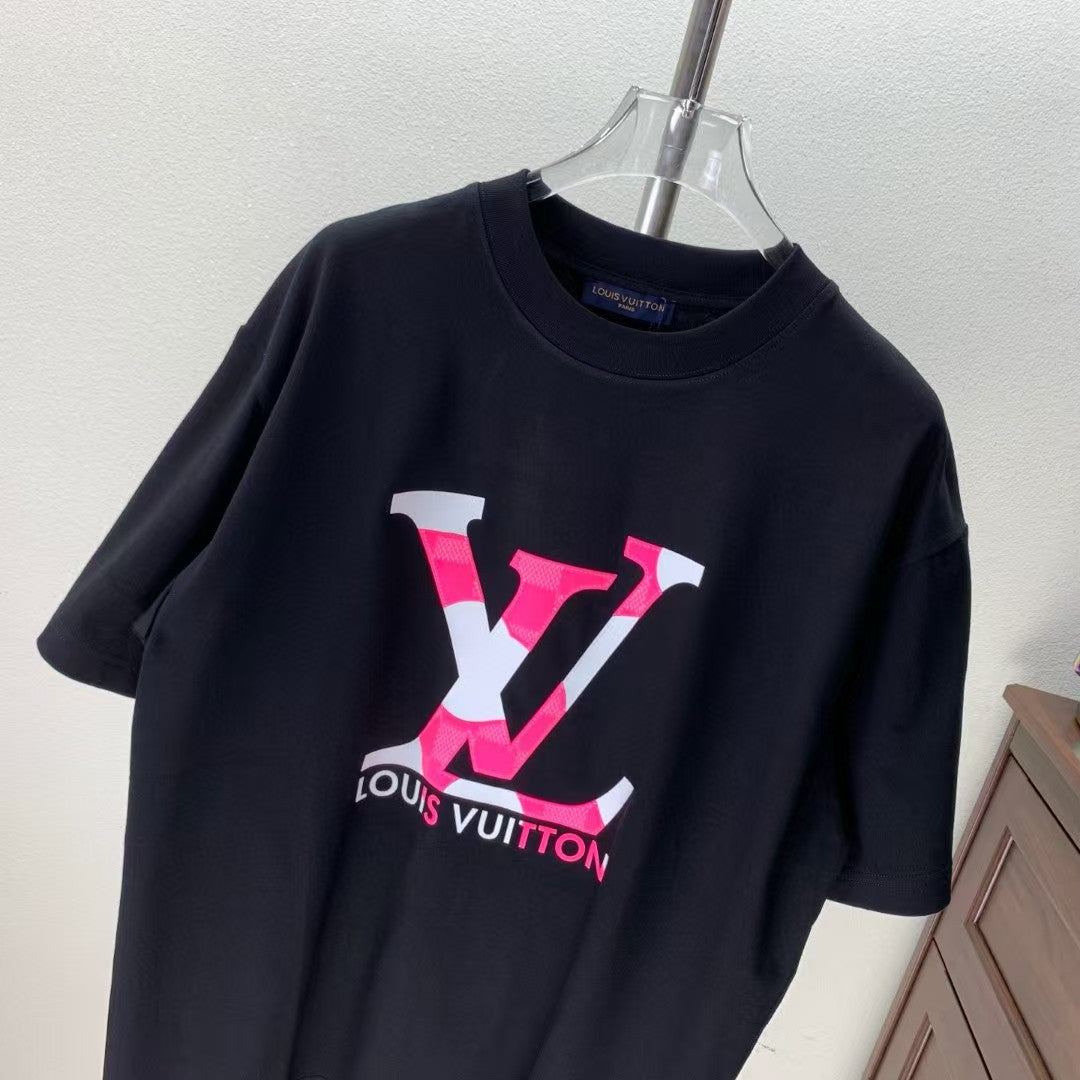 Towel Embroidered Round Neck T-shirt