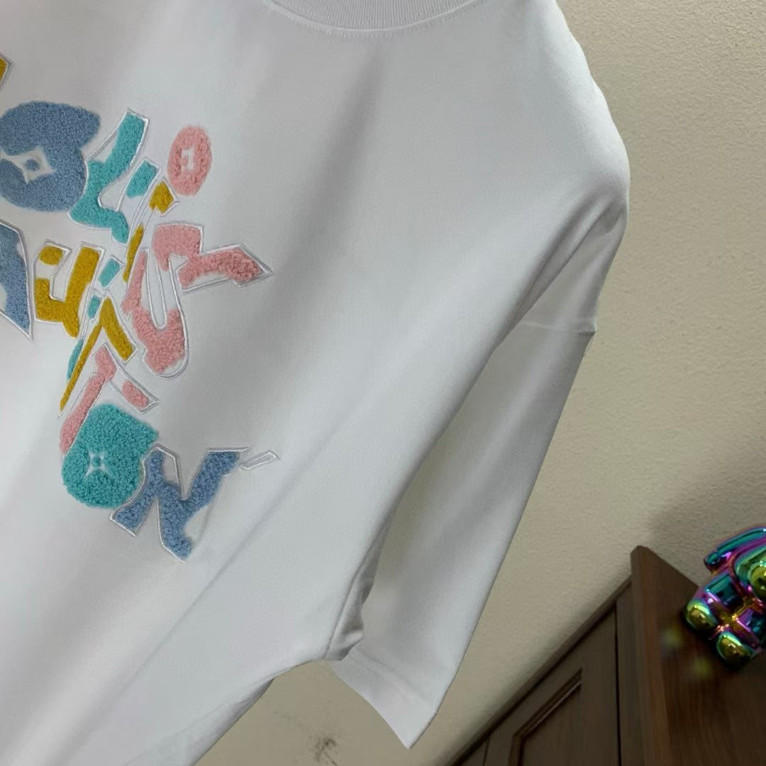 Towel Embroidered Round Neck T-shirt