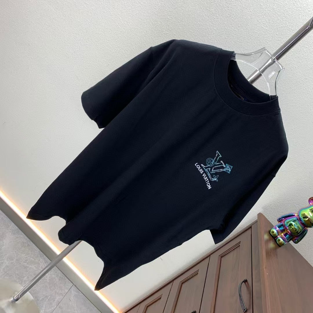 Embroidered round neck T-shirt