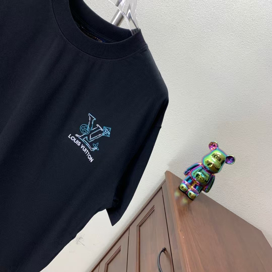 Embroidered round neck T-shirt