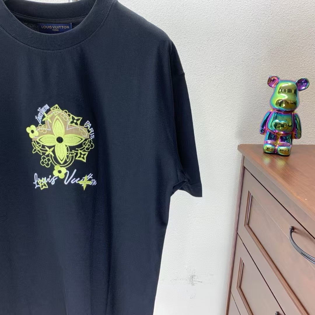Embroidered round neck T-shirt with adhesive tape