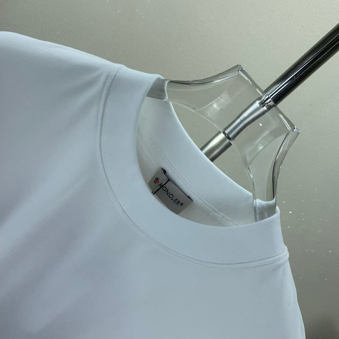 Hollow out patchwork embroidered short sleeved t-shirt
