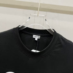 Round neck short sleeved T-shirt