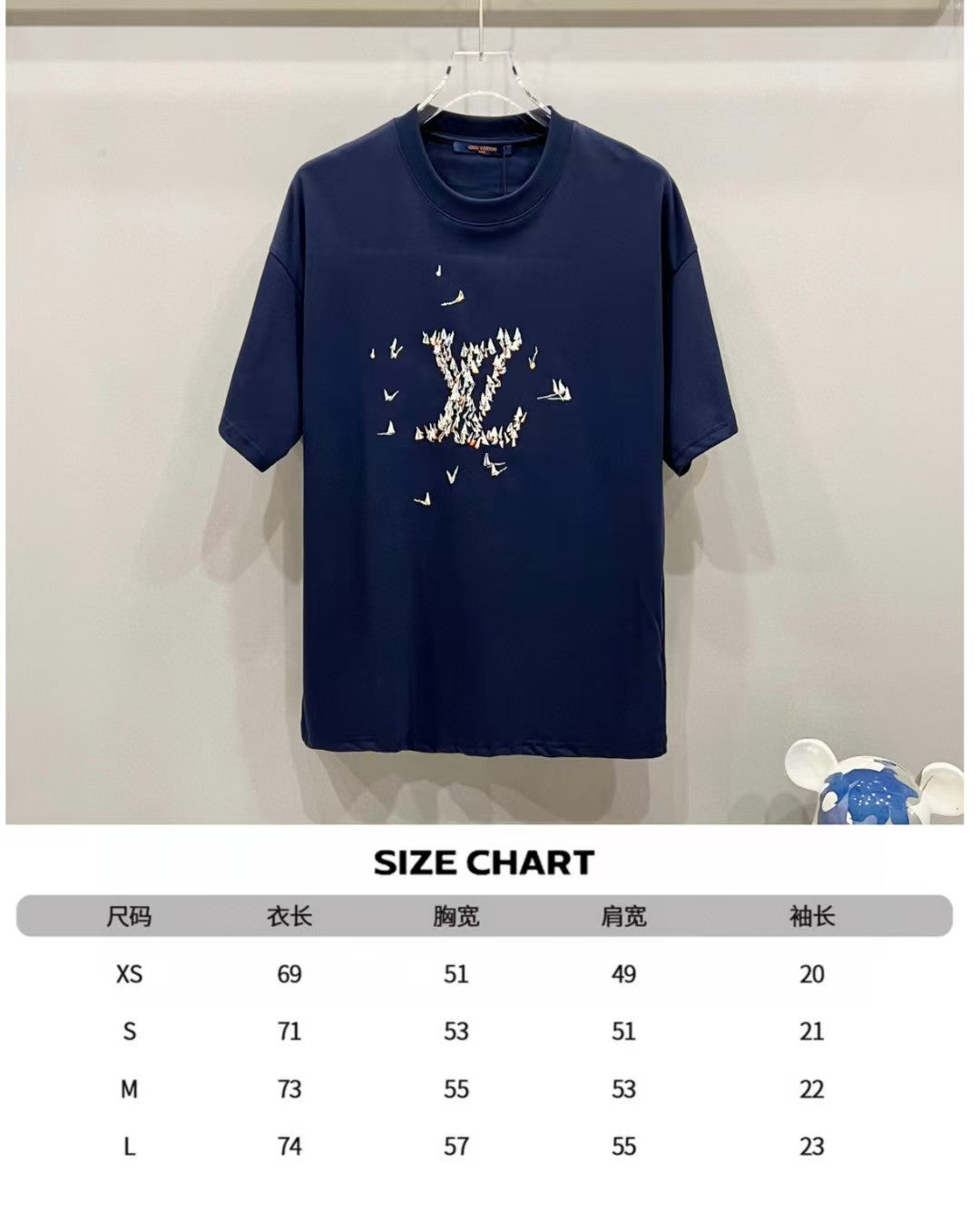 Embroidered round neck short sleeved T-shirt