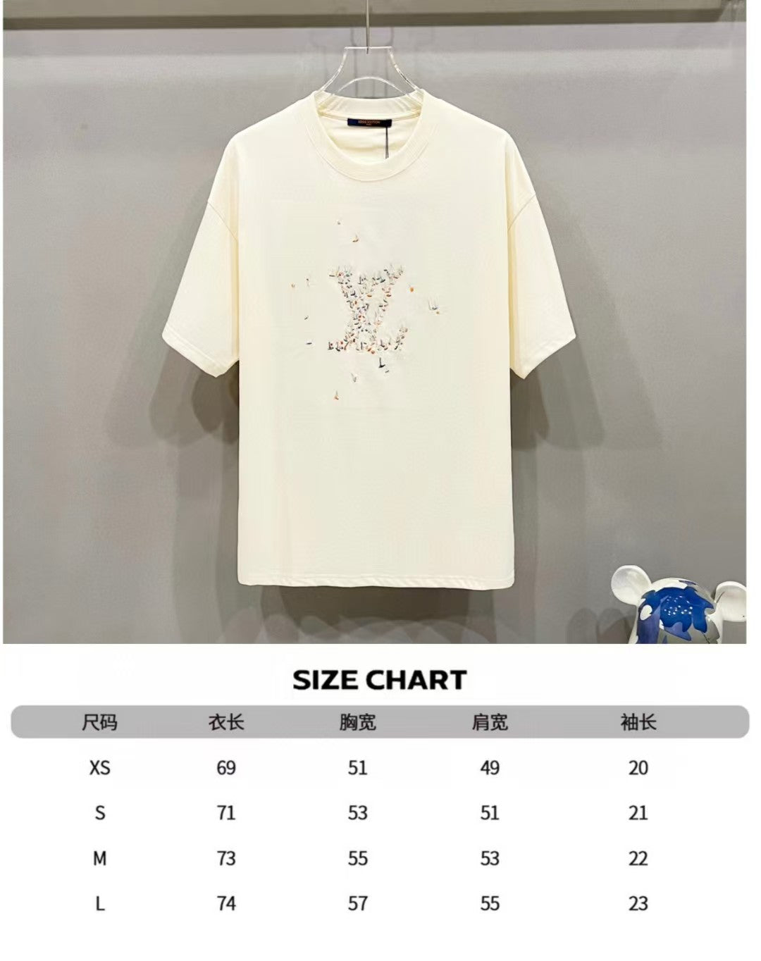 Embroidered round neck short sleeved T-shirt