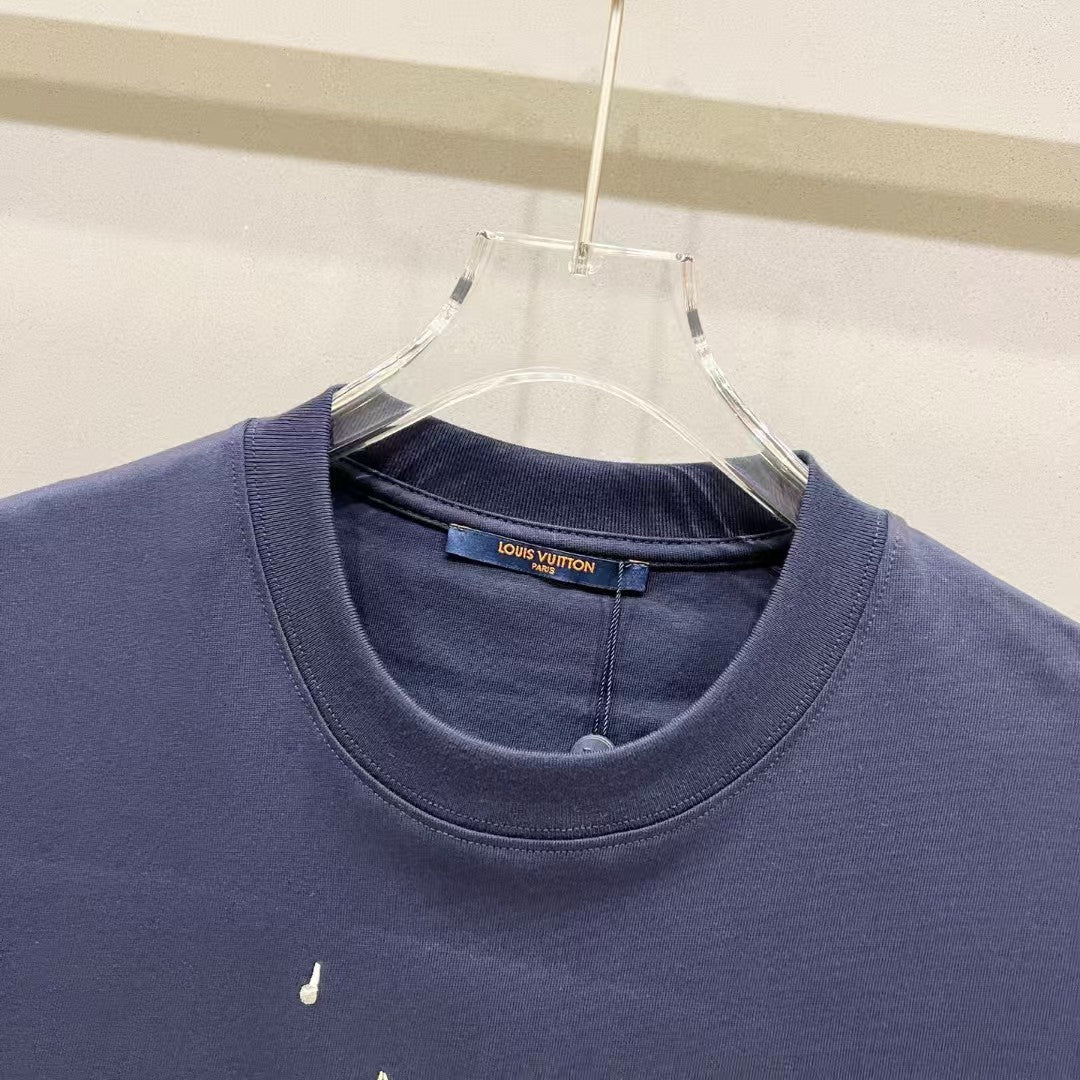 Embroidered round neck short sleeved T-shirt
