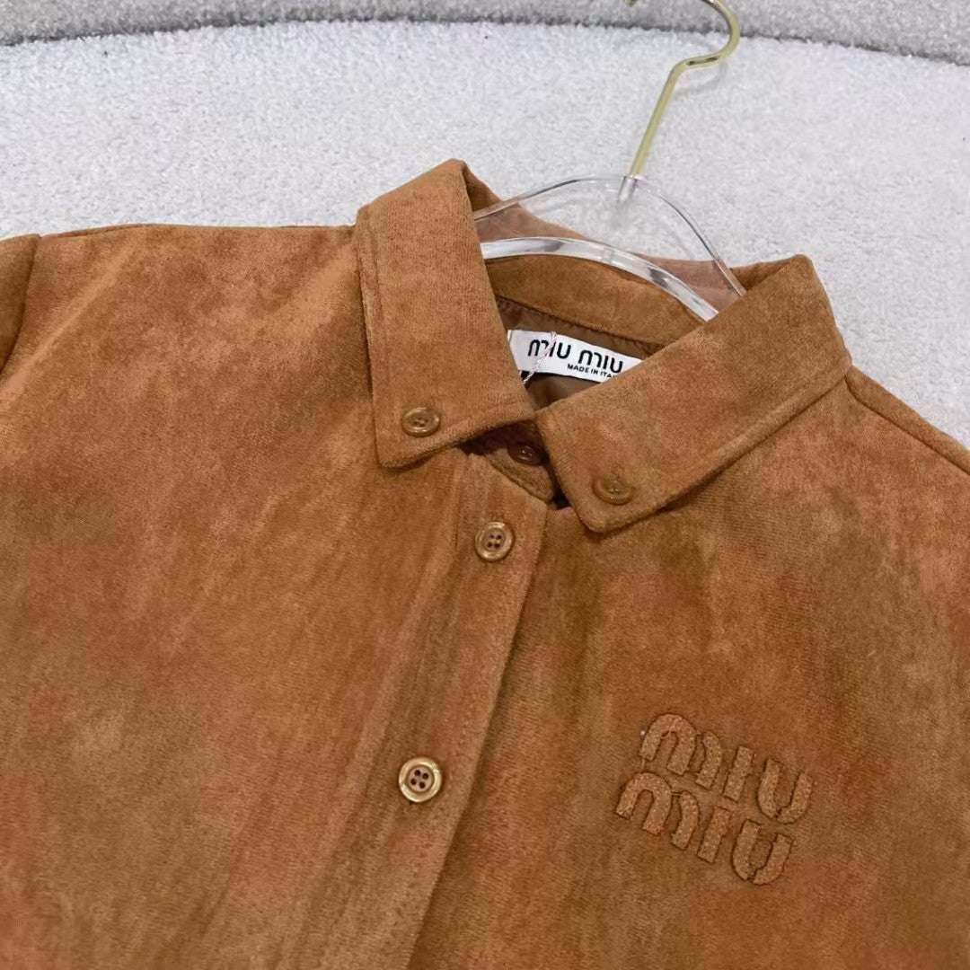 Embroidered letter deer skin velvet lapel coat