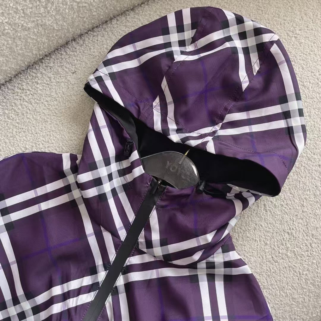 Double sided hooded short jacket