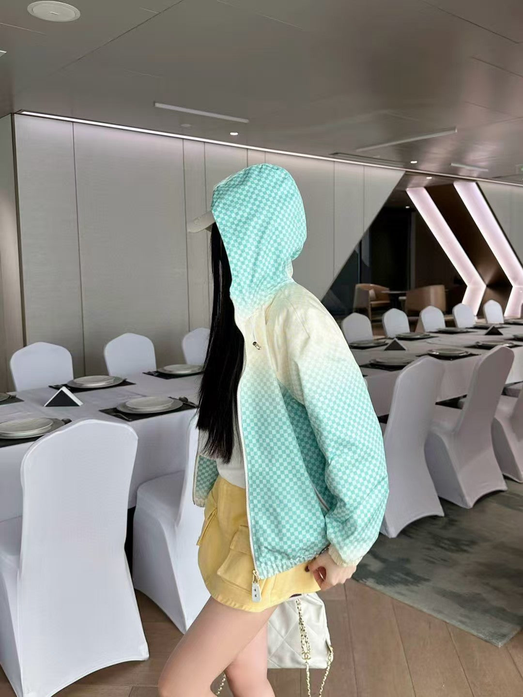 Gradient hooded assault jacket jacket