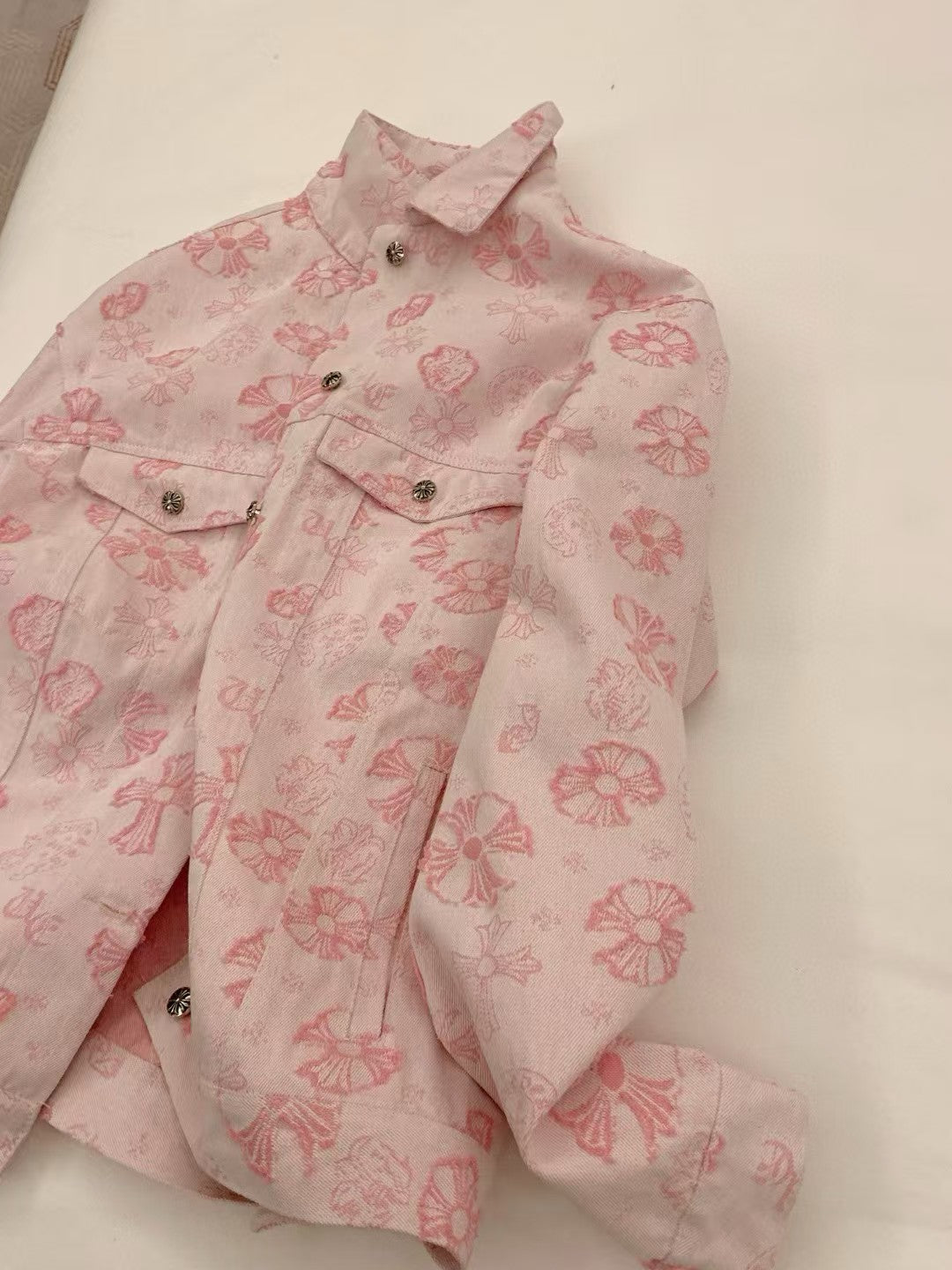 Jacquard worn denim jacket