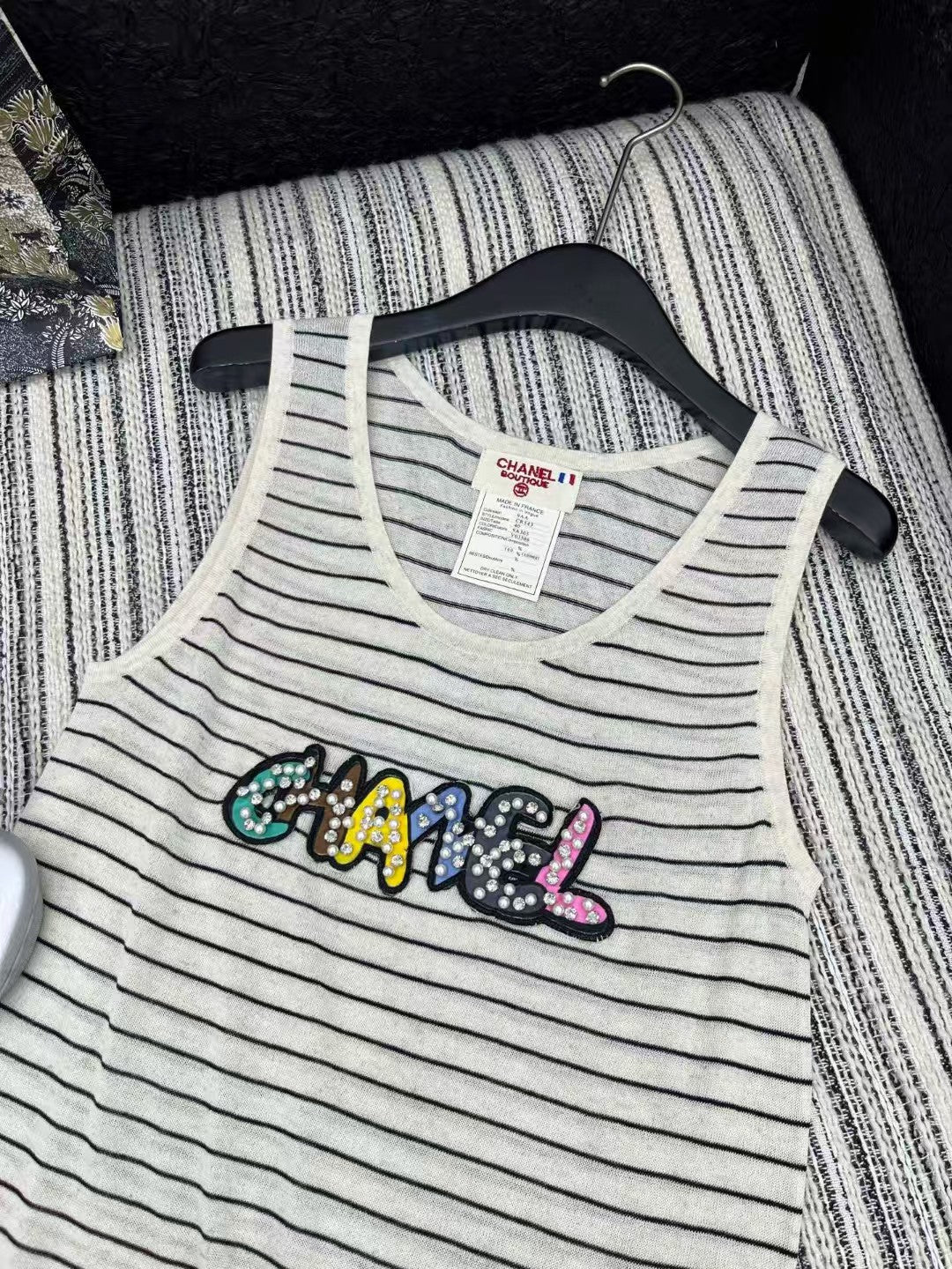 knitted vest
