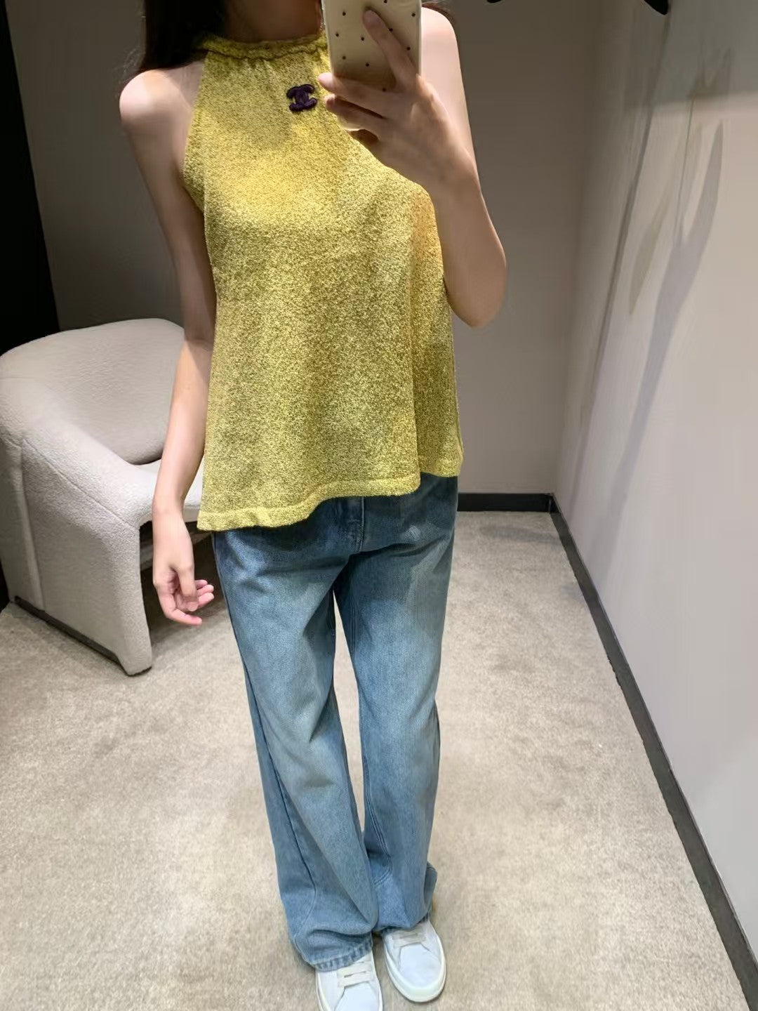 knitted vest