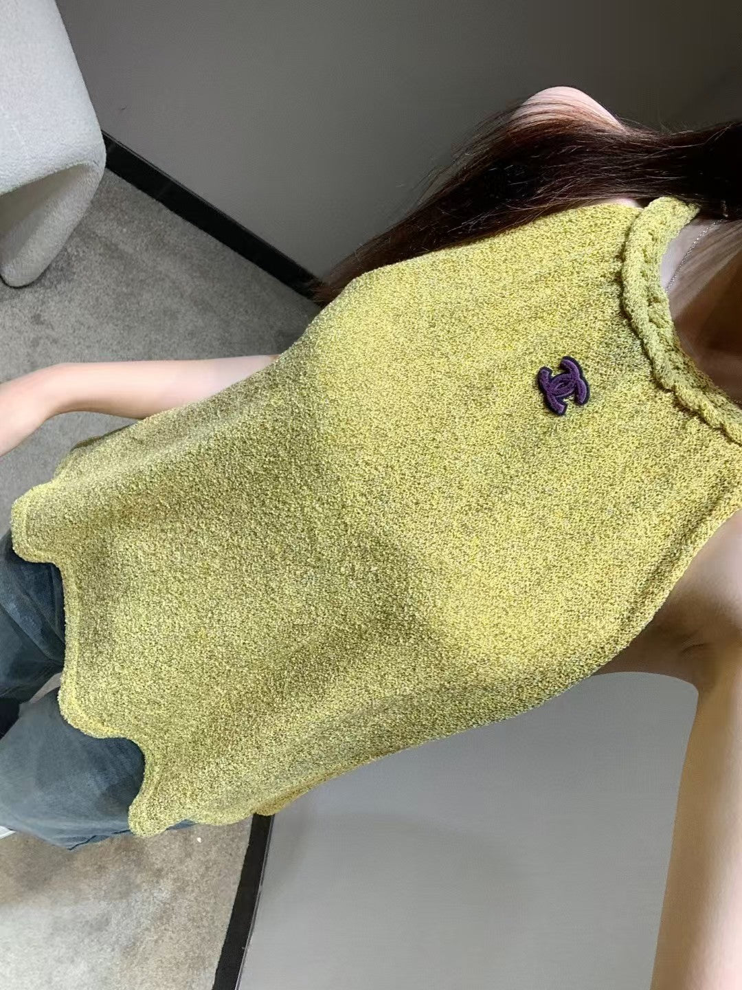 knitted vest