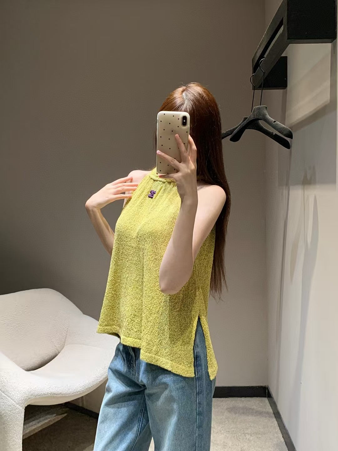 knitted vest