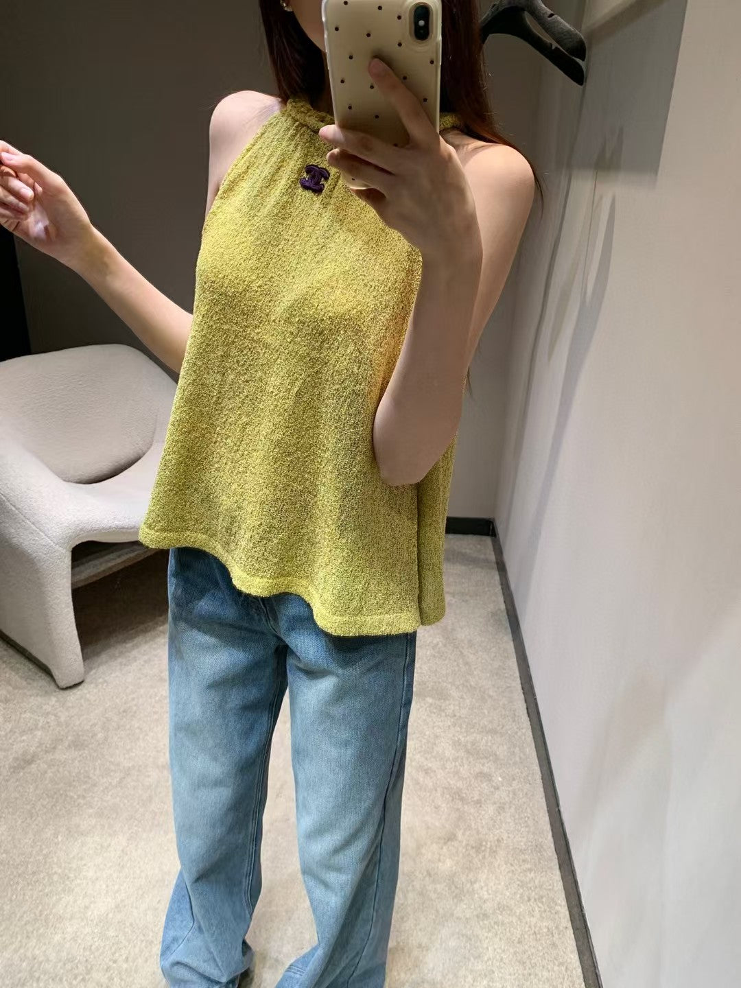 knitted vest
