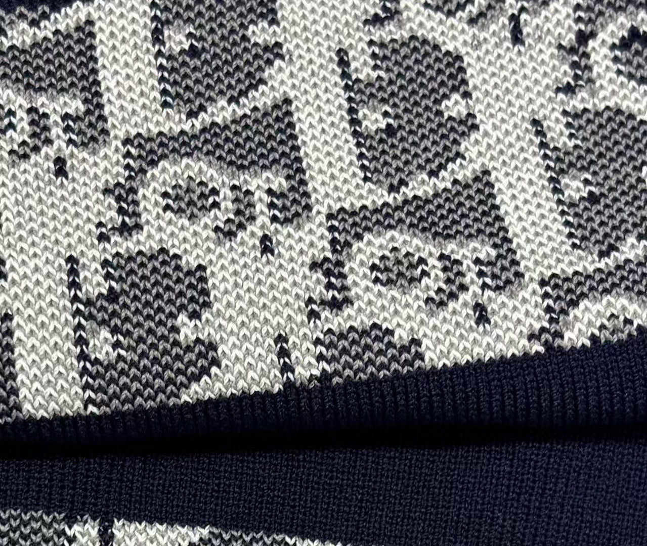 Jacquard knitted vest