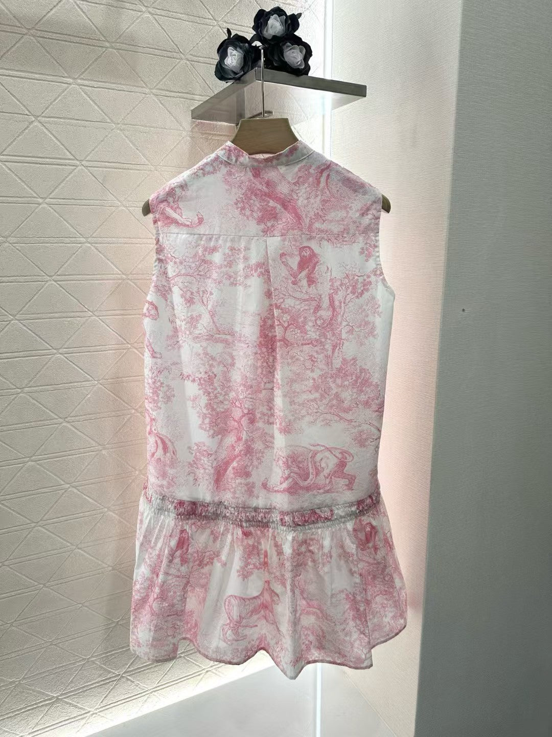 Stand up collar sleeveless printed vest skirt