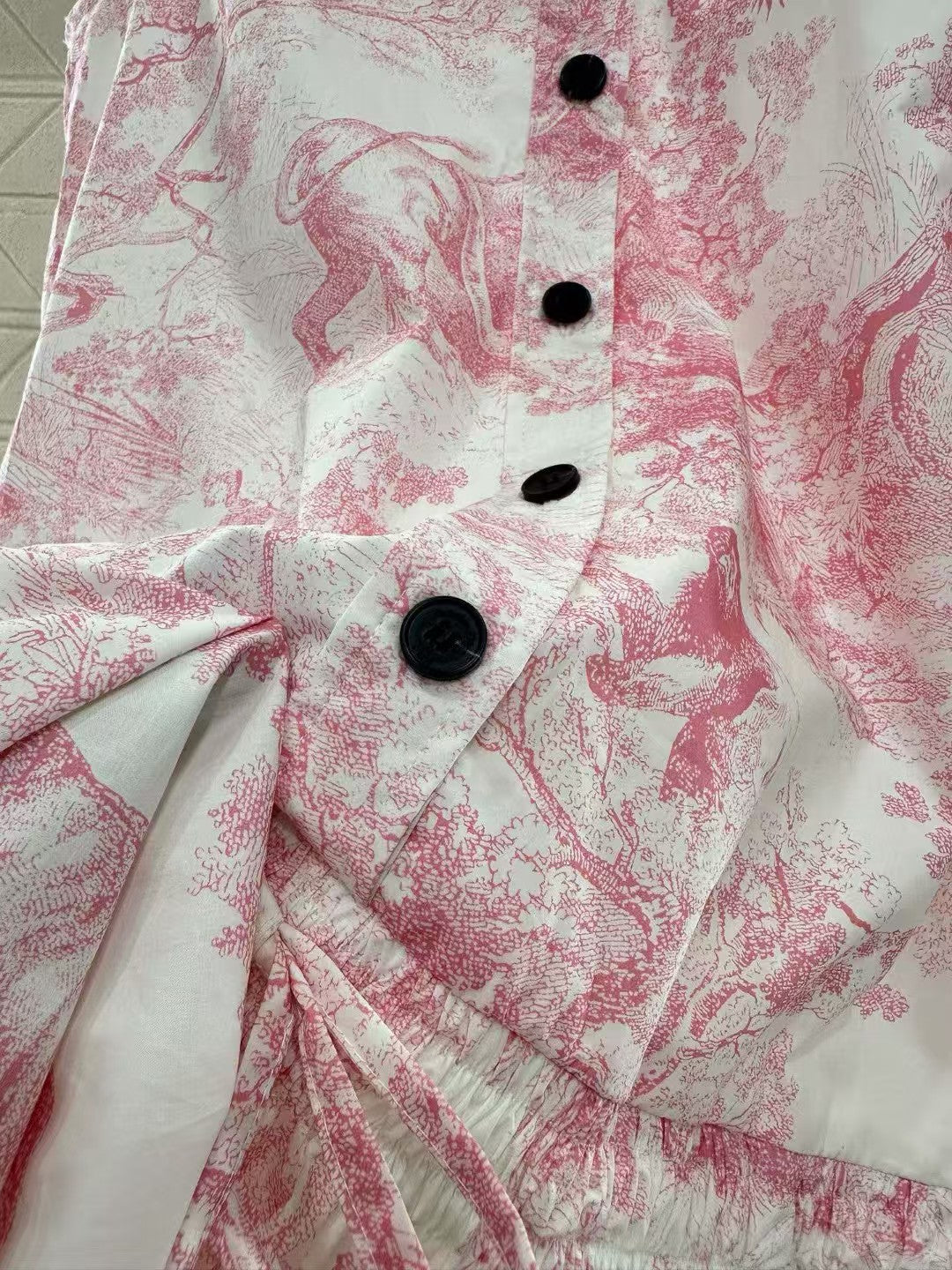Stand up collar sleeveless printed vest skirt