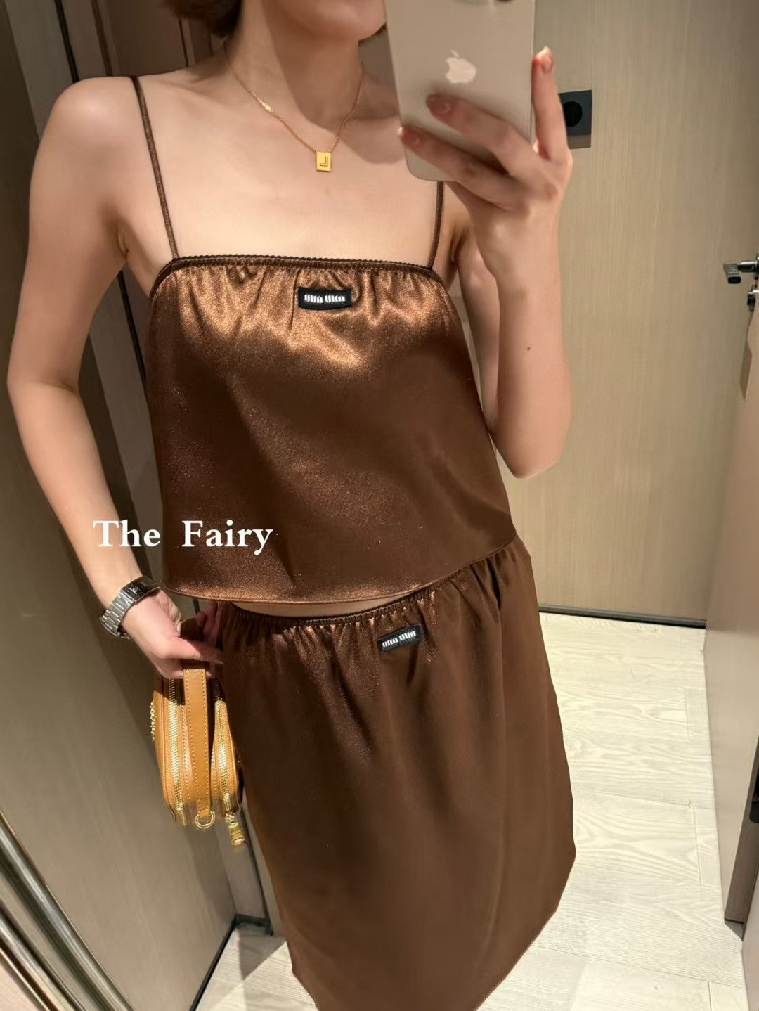 Strap vest half skirt set