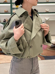 Short windbreaker jacket