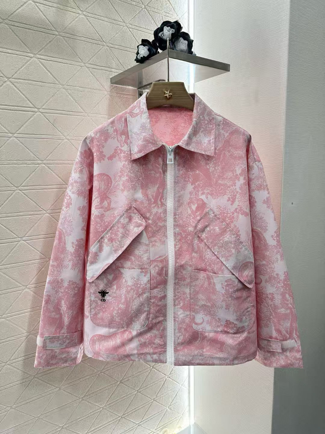 Jacquard assault jacket jacket