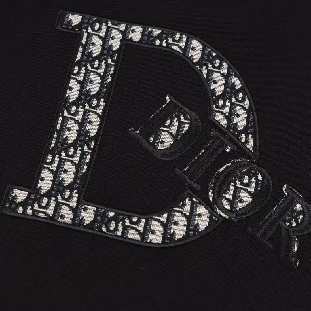 Classic short sleeved T-shirt