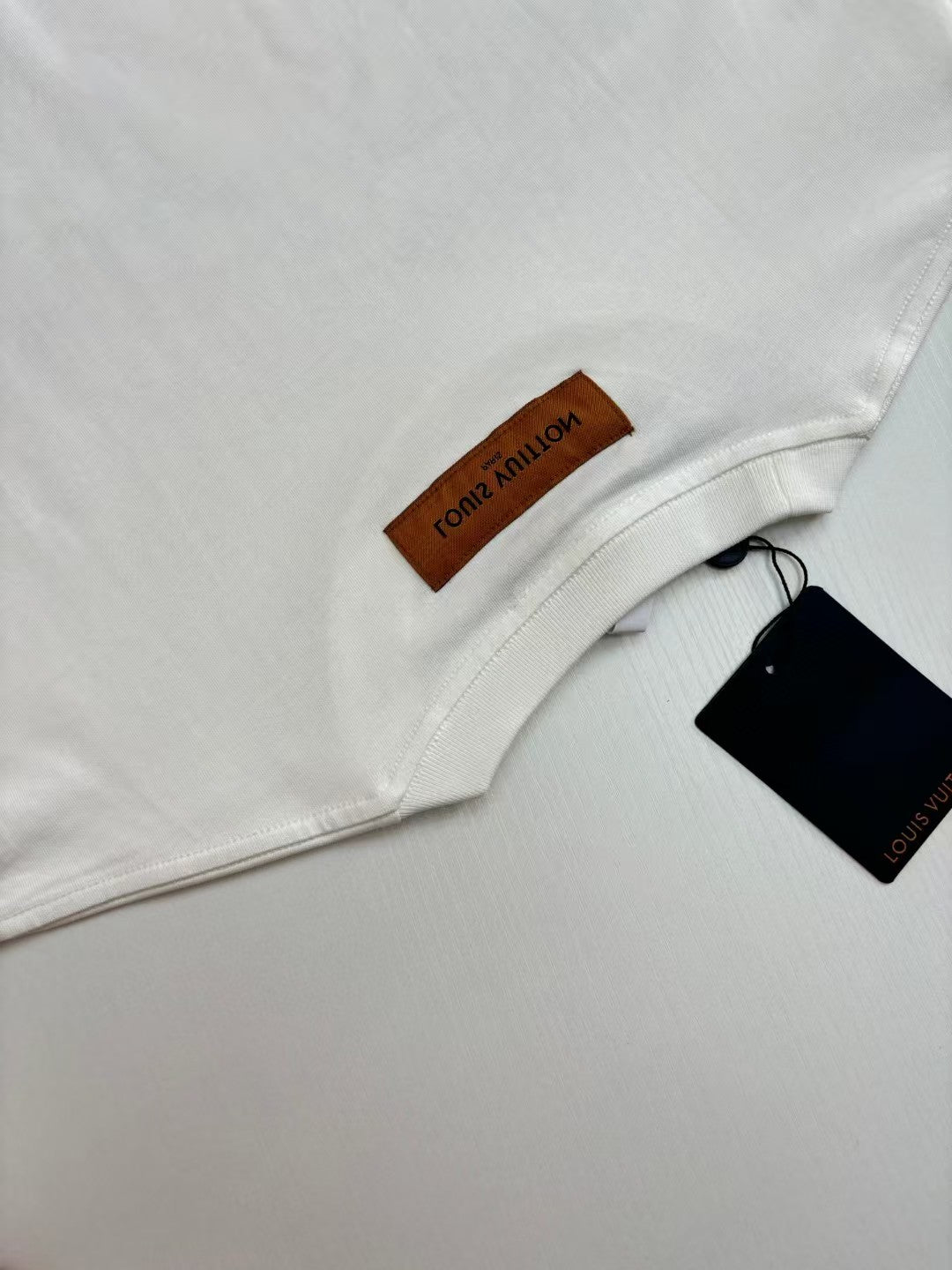 Full printed color round neck short sleeved T-shirt