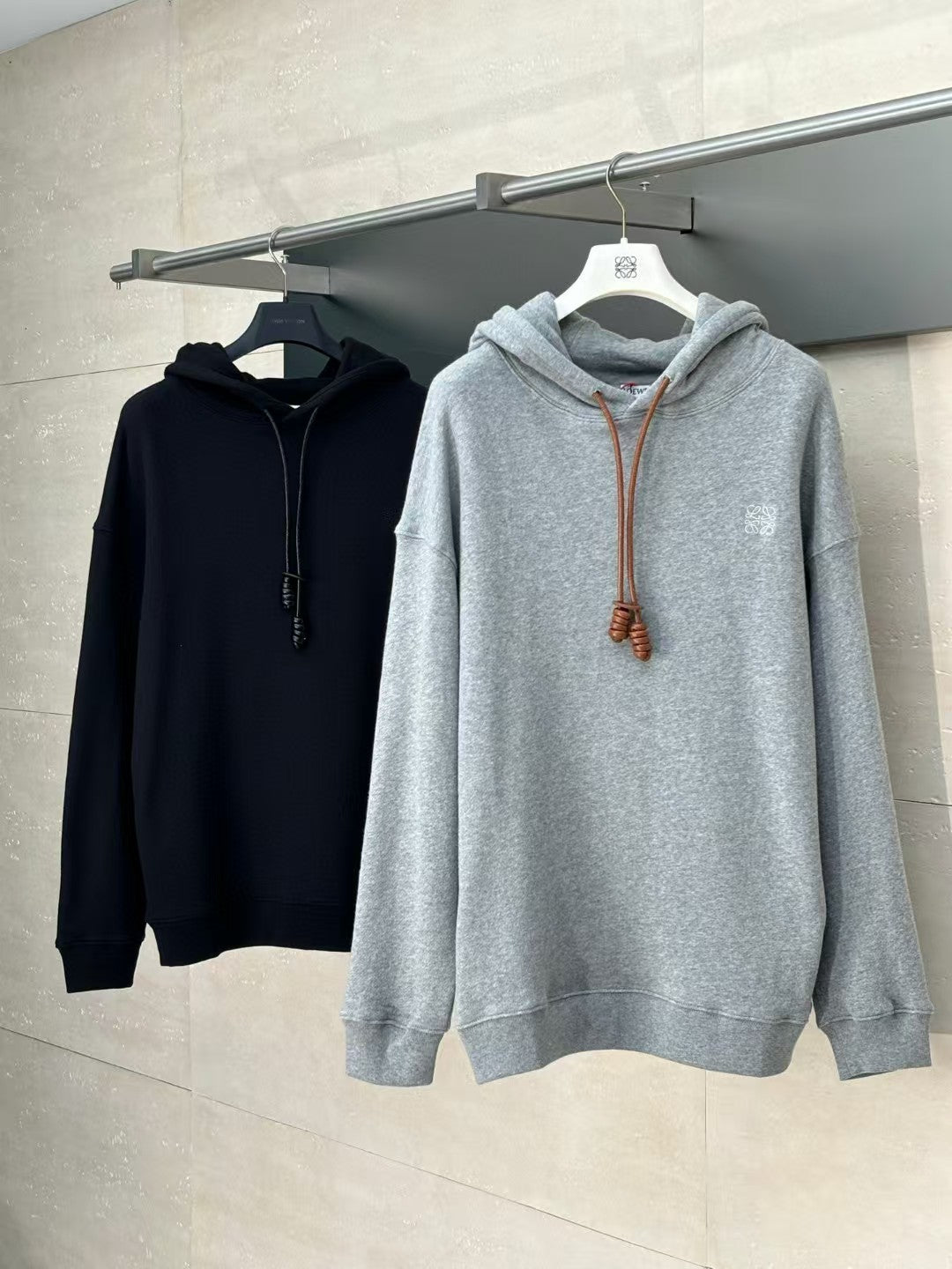 Embroidered hooded sweatshirt