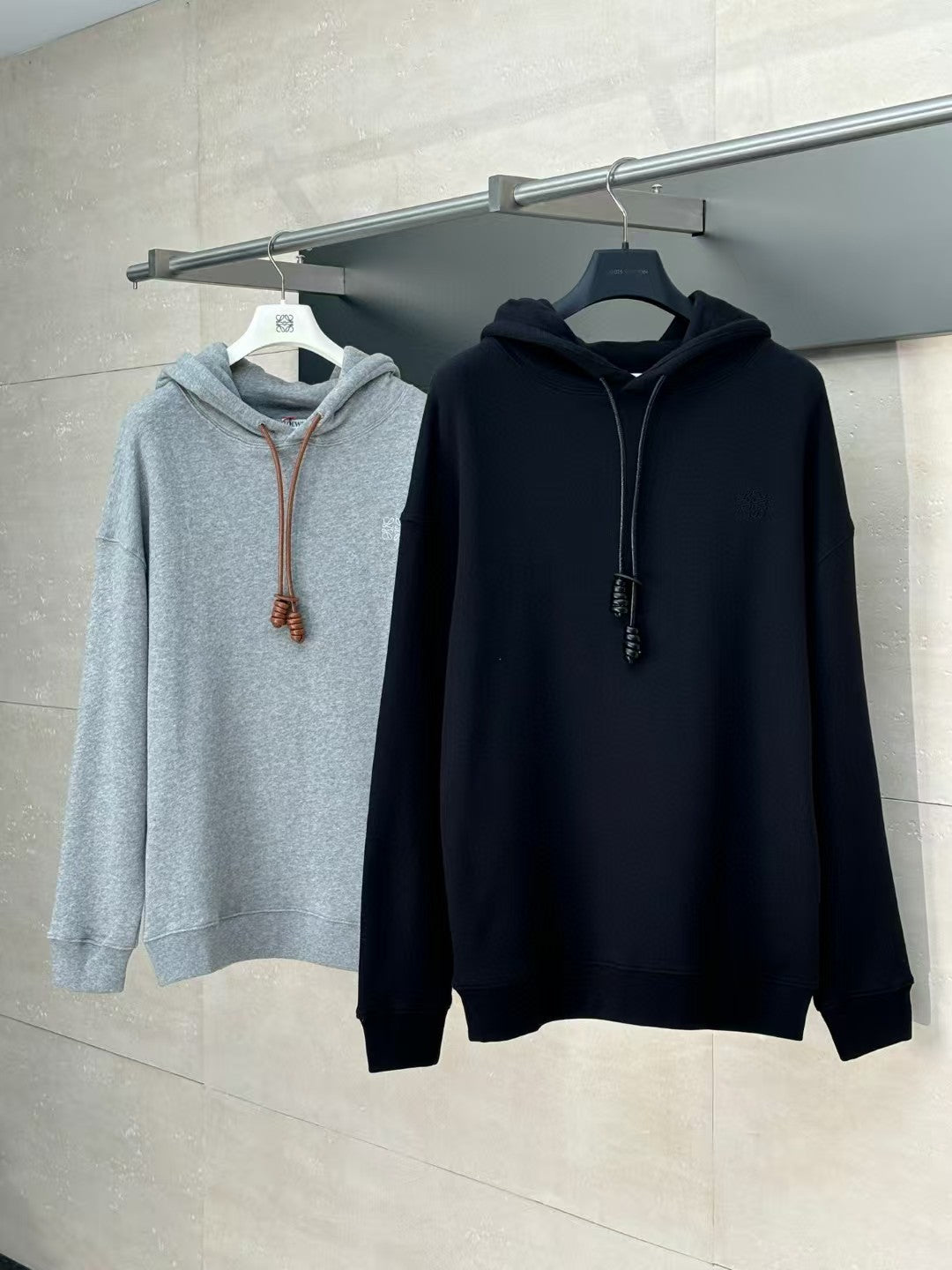 Embroidered hooded sweatshirt