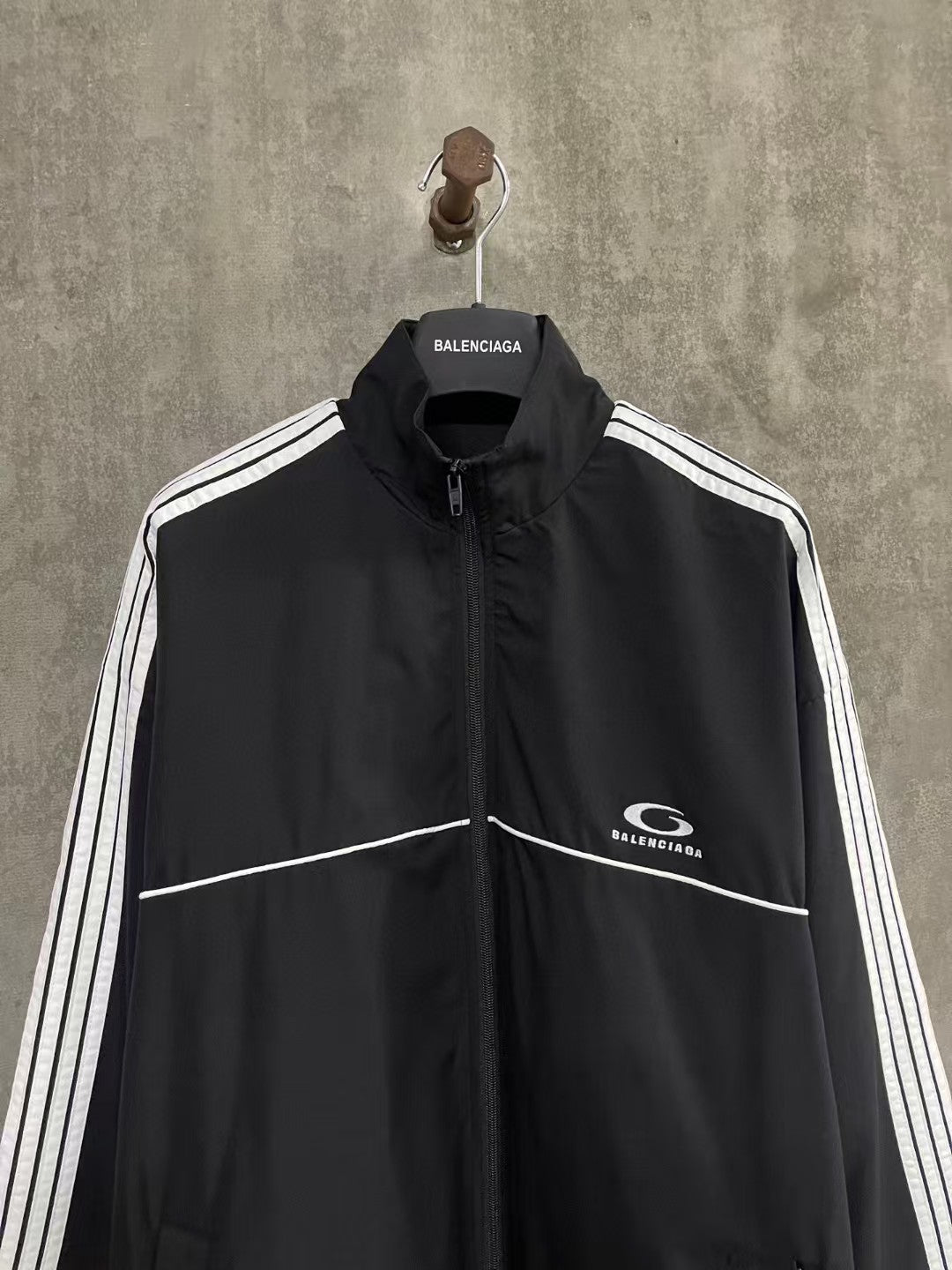 Five bar casual sports jacket