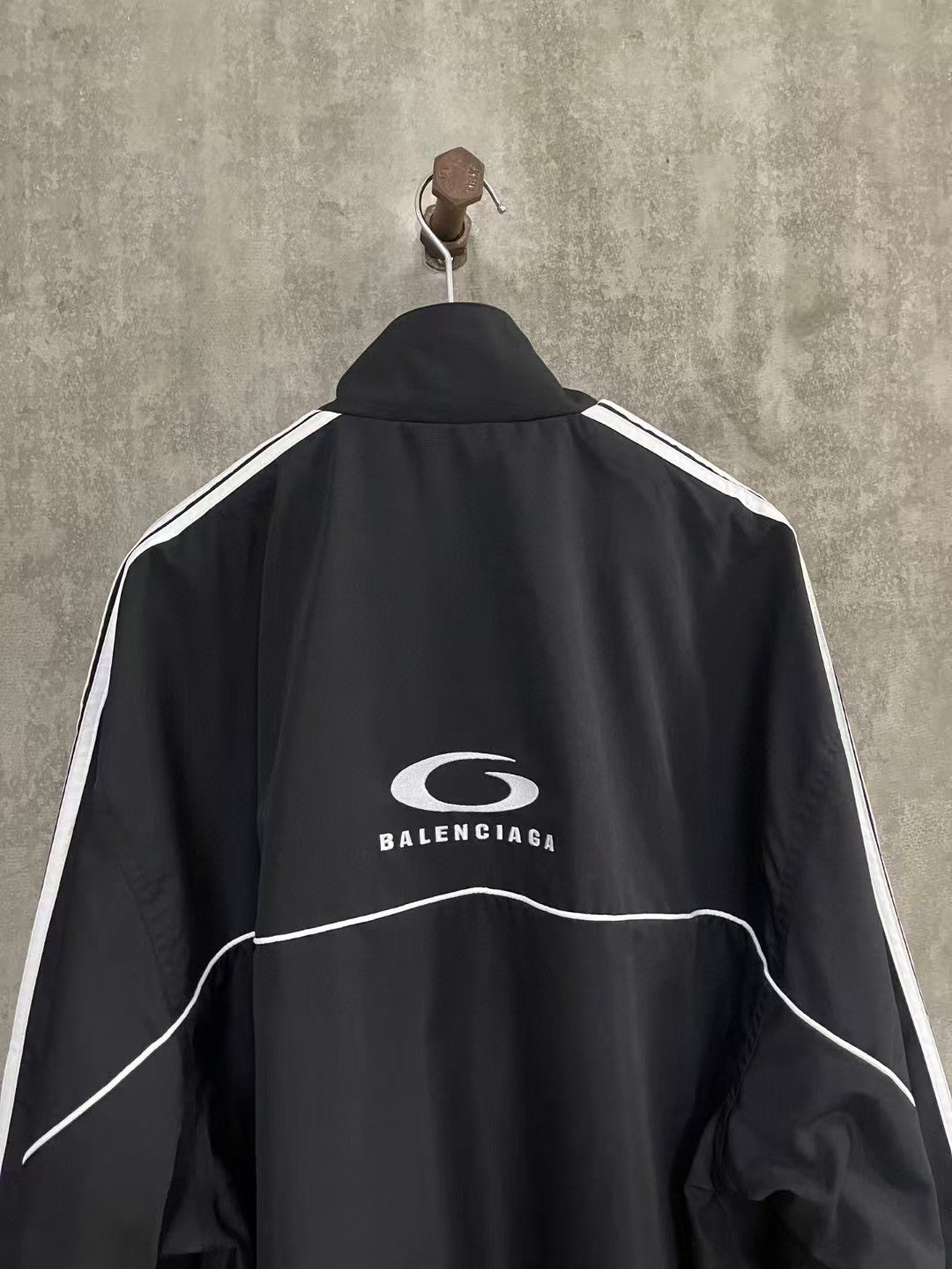 Five bar casual sports jacket