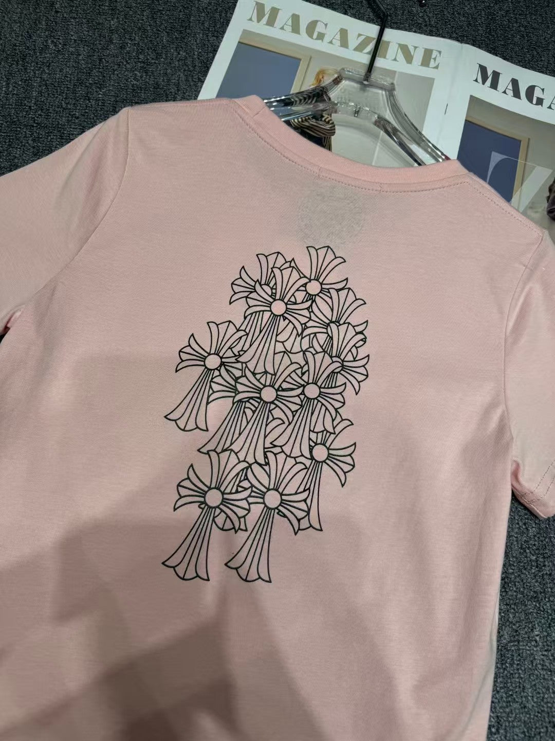 Women's short sleeved T-shirt