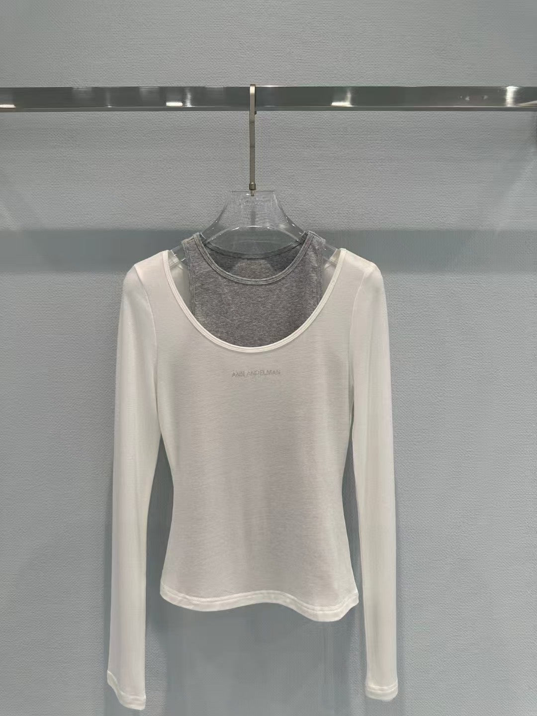 New two-piece top set